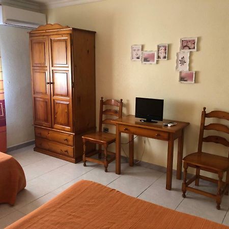 Hostal La Parrilla Monegros II Бухаралос Экстерьер фото